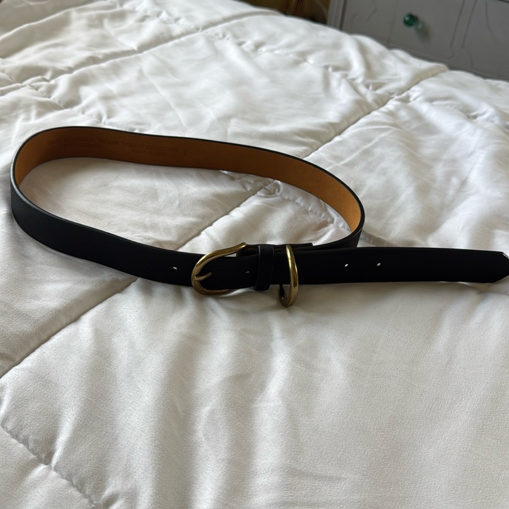 TARGET Black Belt with Gold Round Buckle - Size Small